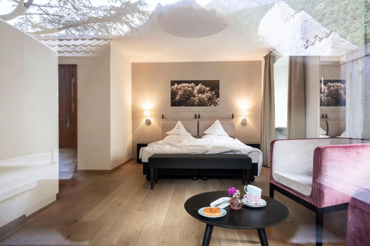 Schloss Plars Wine & Suites Лагундо Екстериор снимка