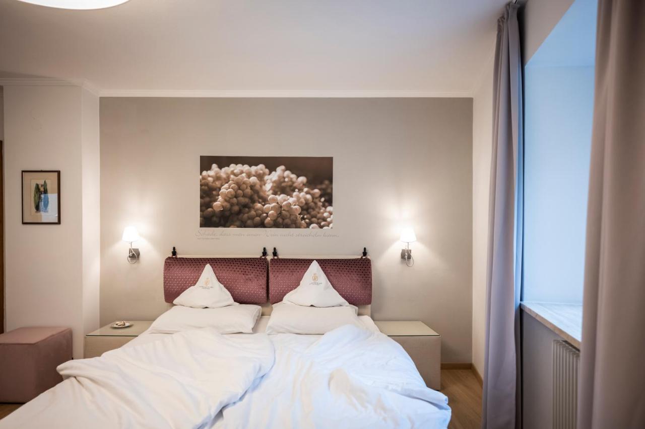 Schloss Plars Wine & Suites Лагундо Екстериор снимка
