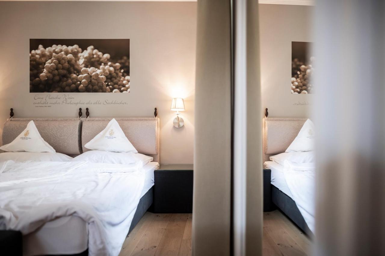 Schloss Plars Wine & Suites Лагундо Екстериор снимка