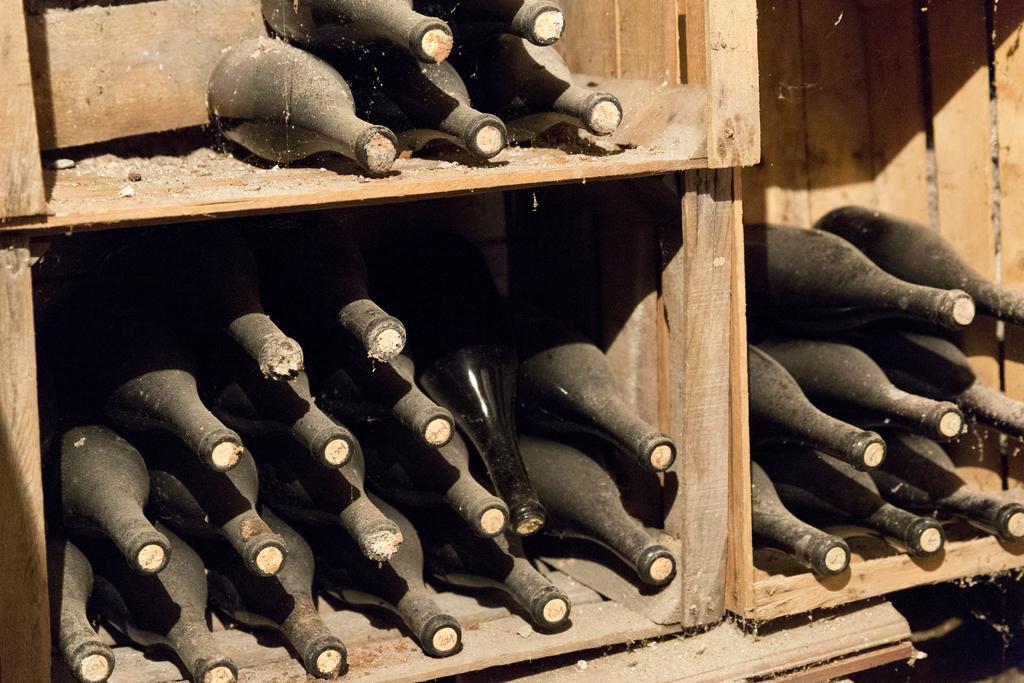 Schloss Plars Wine & Suites Лагундо Екстериор снимка