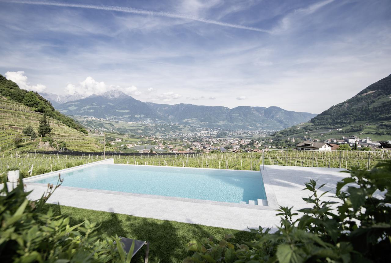 Schloss Plars Wine & Suites Лагундо Екстериор снимка